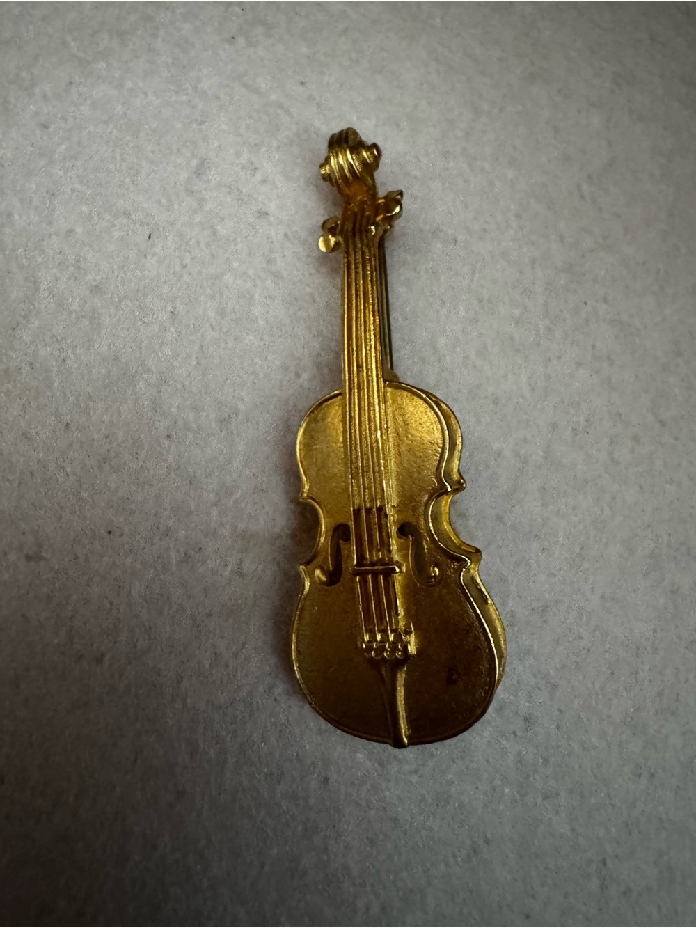 Gold Violin Decorative Accent Pin - Unbranded